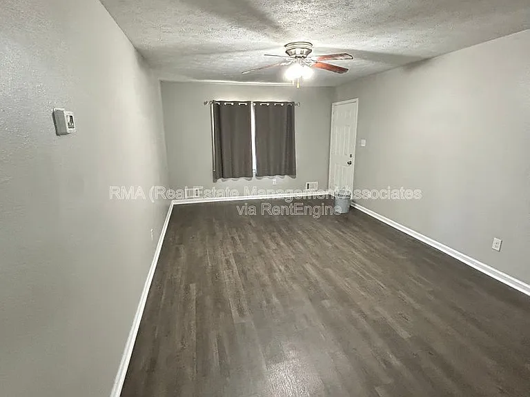 12B Lisa Ln — Photo 5