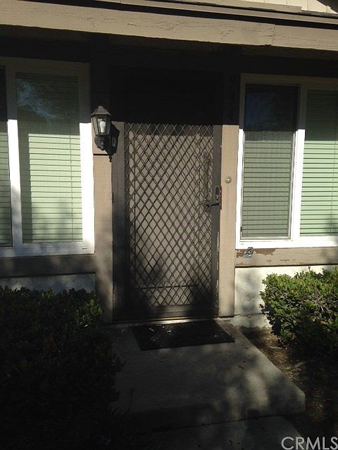 1st image of 934 S Gumwood Ln