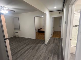 6150 219th St, Oakland Gardens, NY 11364