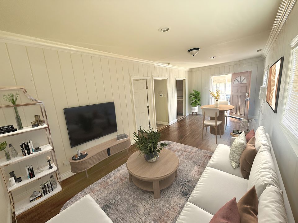 1st image of 572 W 11th St #1/2