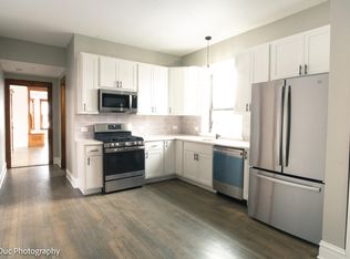 2346 N Kimball Ave #3, Chicago, IL 60647