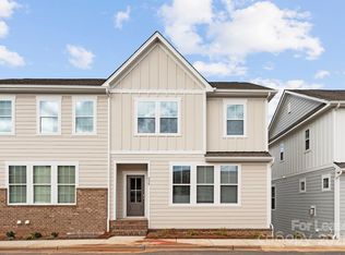628 Amalfi Dr, Davidson, NC 28036
