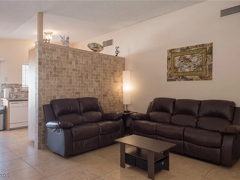 7250 Hardtack Cir — Photo 13