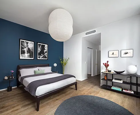 Sold by Corcoran | media 21