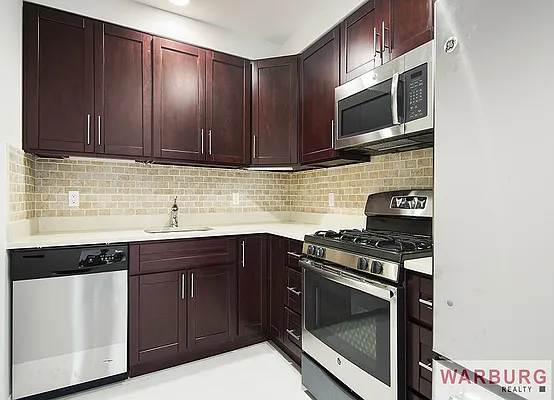 Rented by Warburg | media 3