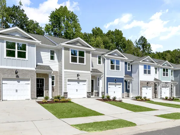 5229 Red Crimson Dr, Willow Springs, NC 27592