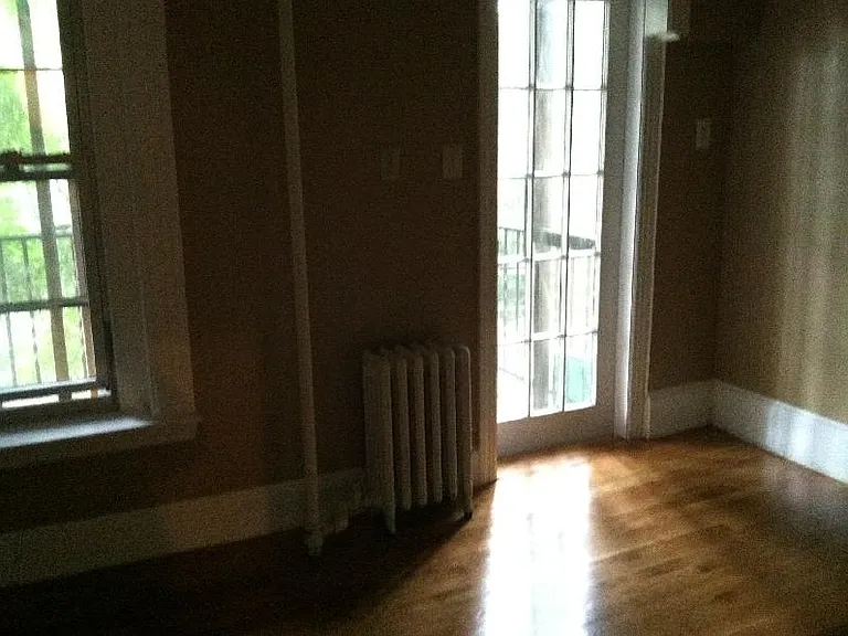 Beacon St — Photo 12