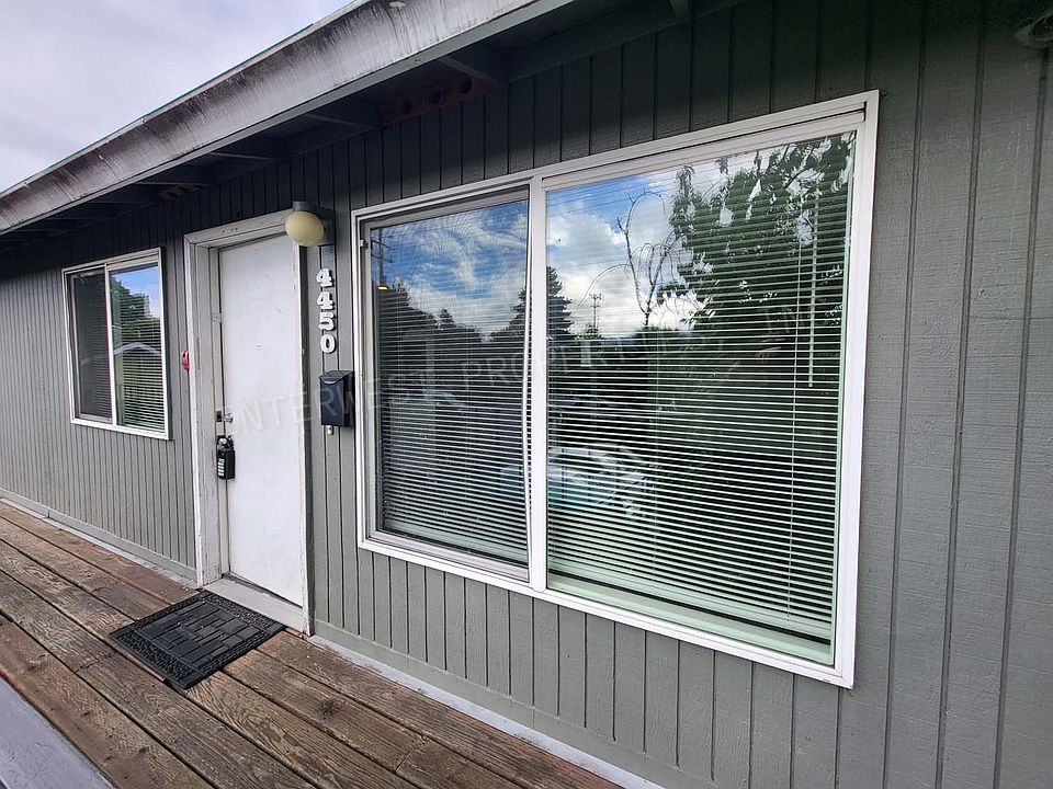 1st image of 4450 SE 26th Ave #4450