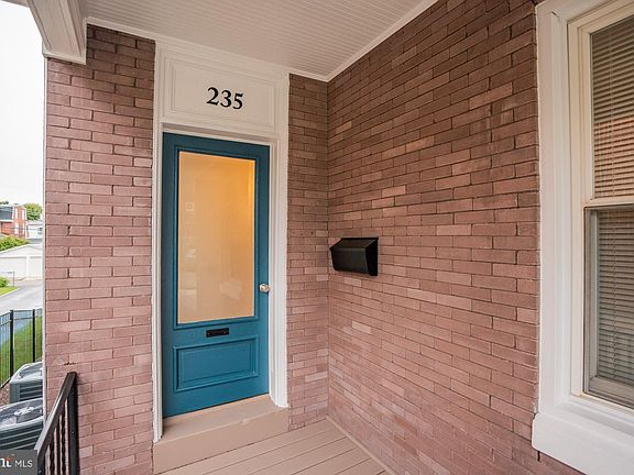 5th image of 235 2nd Ave