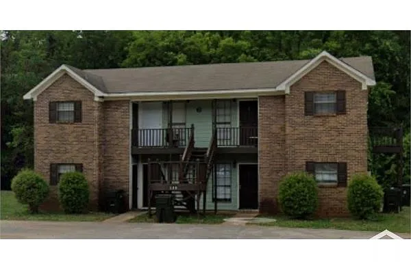 Building Photo - 110 Village Ln #110C
