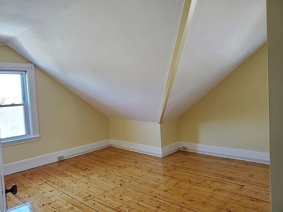 5th image of 12 Loring Ave #3