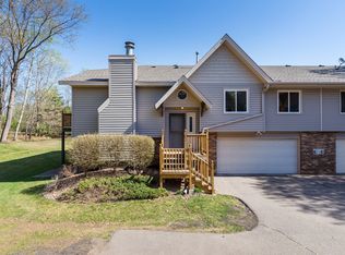 175 Galtier Pl, Shoreview, MN 55126