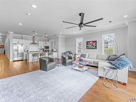 5th image of 510 13th St #106
