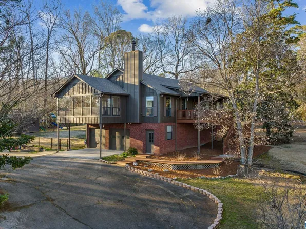 944 Hitching Post Ln, Irondale, AL 35210