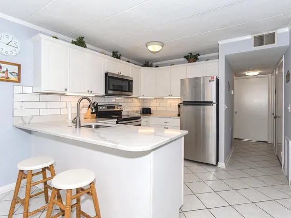 17 70th St Unit 18, Ocean City, MD 21842