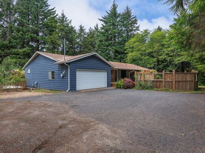 351 NE 57th St, Newport, OR, 97365