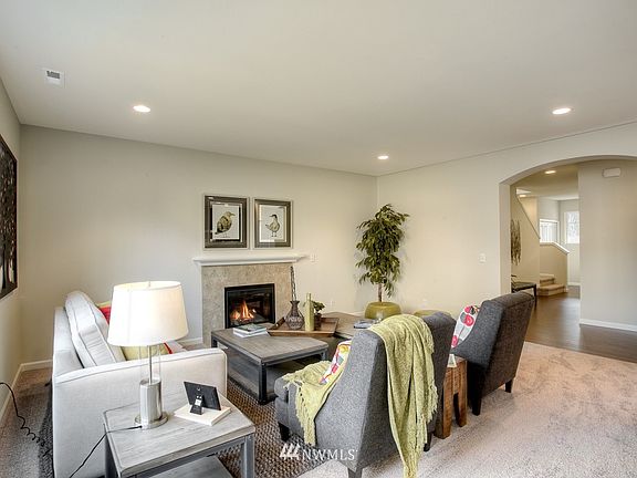5th image of 18929 110th Avenue Ct E #5