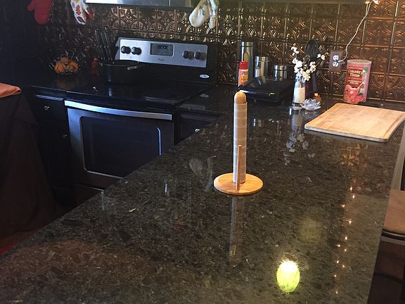 3rd image of 28560 Wexford Dr