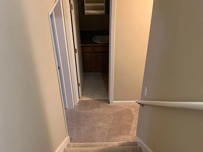 Superior Place Apartments — Photo 69