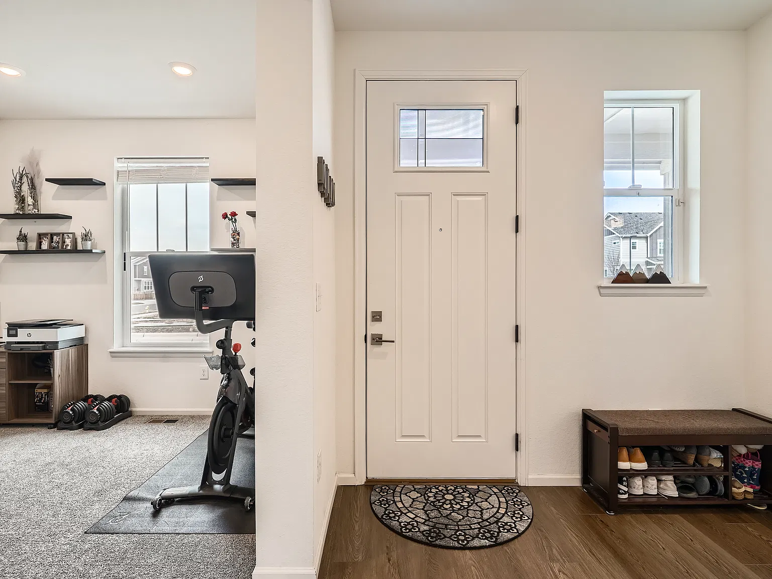 3 bed, 1885 sqft, $3,100 — Photo 2