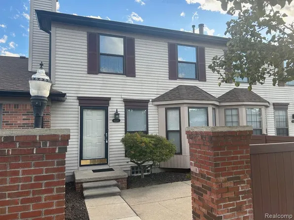 41285 Southwind Dr, Canton, MI 48188