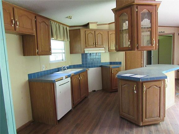 4th image of 17421 Carroll Rd