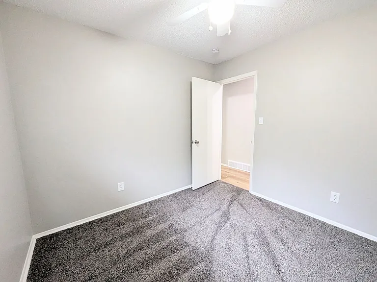 2511 Launcelot Ct — Photo 20