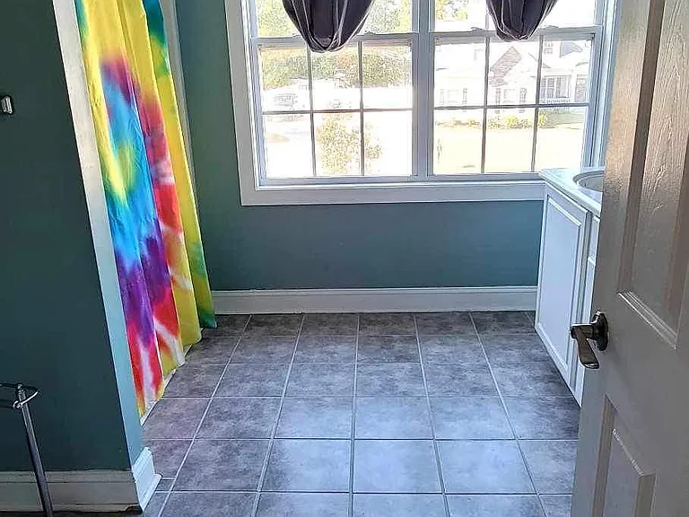 121 Triple Crown Ct — Photo 43