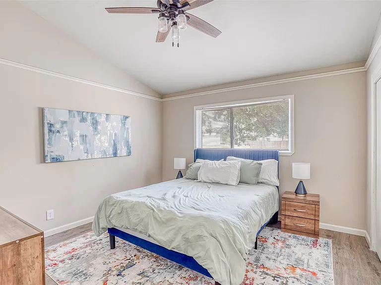 1715 Imperial Crown Dr — Photo 4