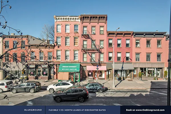 Rented by The Blueground | media 64