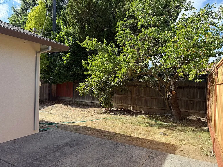 1063 35th Ave #A — Photo 27