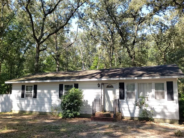 1381 Cabin Ridge Rd, Felton, DE 19943