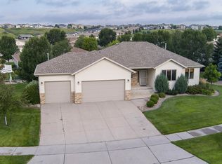 2000 Valley Dr, Bismarck, ND 58503