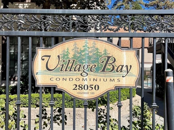 103 Village Rd, Lake Arrowhead, CA 92352