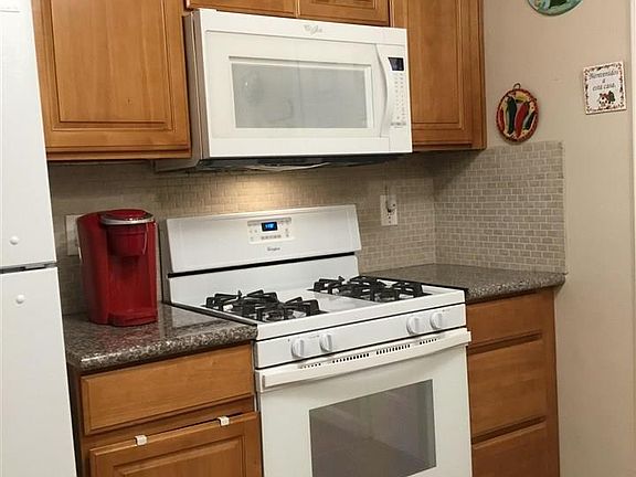 5th image of 2520 Kelley Ave