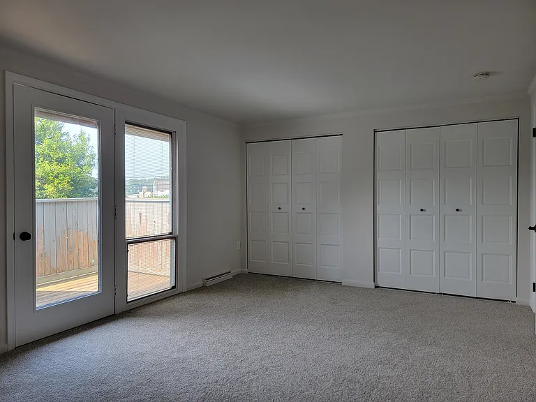 541 Cloverbrook Dr — Photo 10
