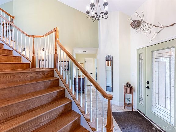 4th image of 573 Cottingwood Ct