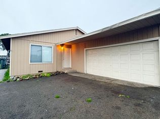 3592 Railroad Ave, Redding, CA 96001