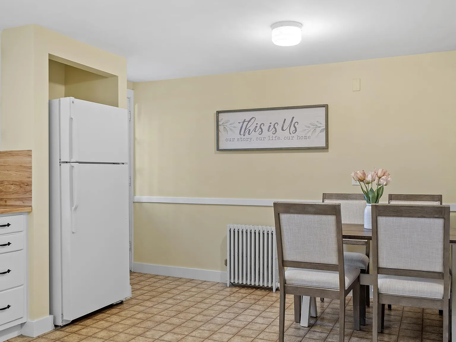 2 bed, 800 sqft, $2,400 — Photo 4