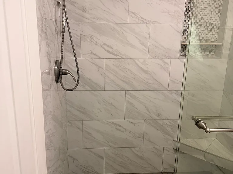 4208 Northampton Dr — Photo 29