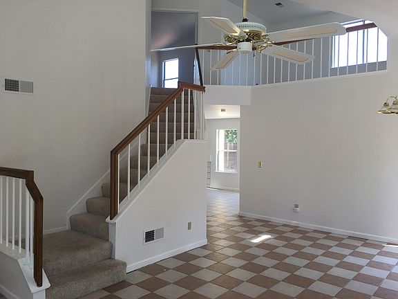 staircase and loft web_08032019