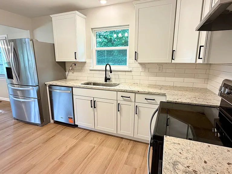 433 Antelope Trl — Photo 10