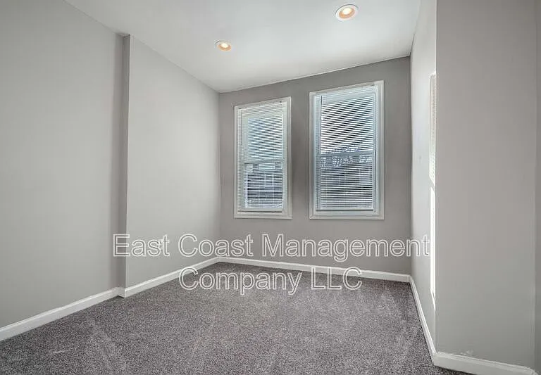 1616 N Fulton Ave — Photo 23