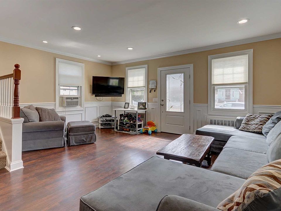 1st image of 2318 Neptune Ave