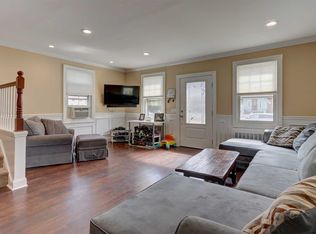 2318 Neptune Ave, Seaford, NY 11783