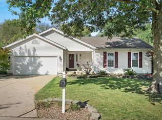 706 Rustic Hills Ct, Saint Peters, MO 63376