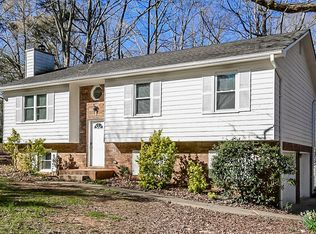 308 Winchester Ct, Ellenwood, GA 30294