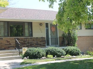 1202 N 18th St, Norfolk, NE 68701