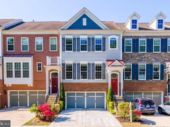 43583 White Cap Ter, Chantilly, VA 20152