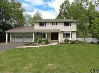 218 Westchester Dr S, Delmar, NY 12054